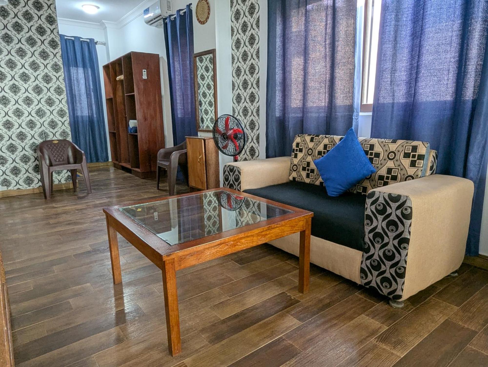 Blue Tides Hotel Nungwi Bagian luar foto